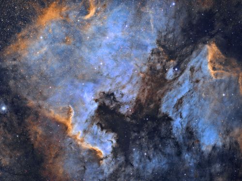NGC 7000 – IC 5070 (North America & Pelican Nebulae) narrowband